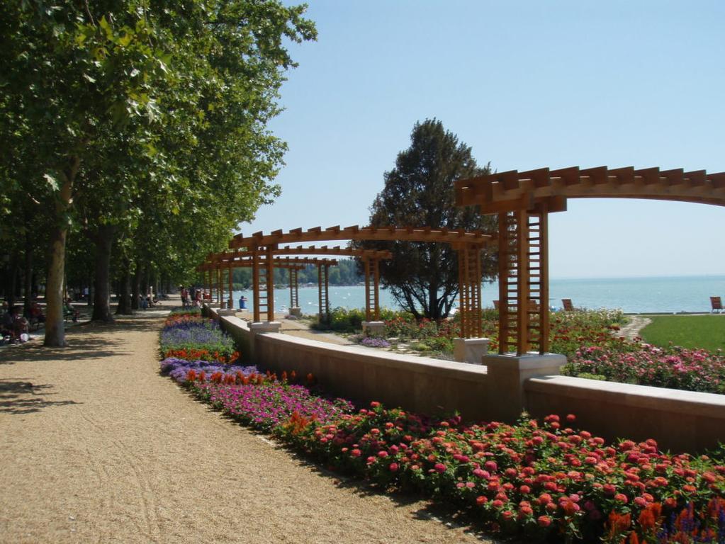 Holiday Exclusive Apartman Balatonfüred Exteriör bild